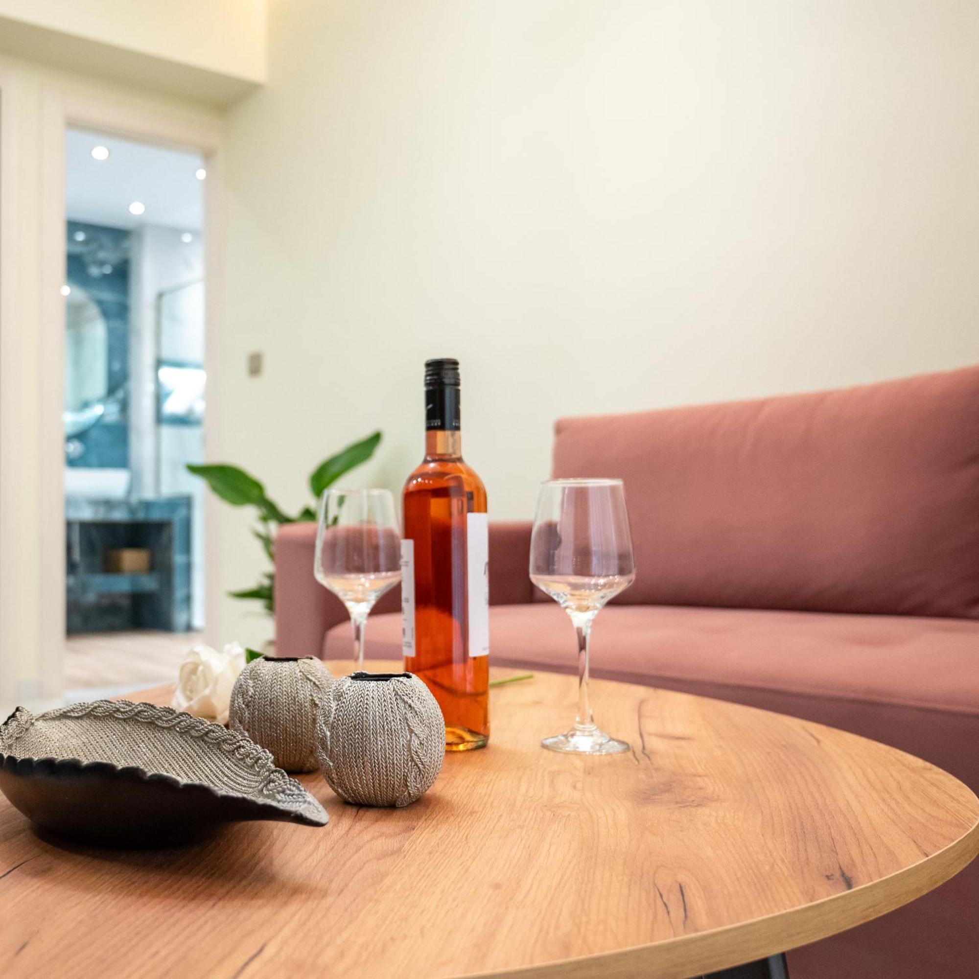 Urban Bliss Apartment Kavala Bagian luar foto